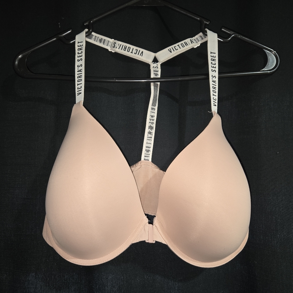 Pink by vs. Razor back front close bra. 36DDD.